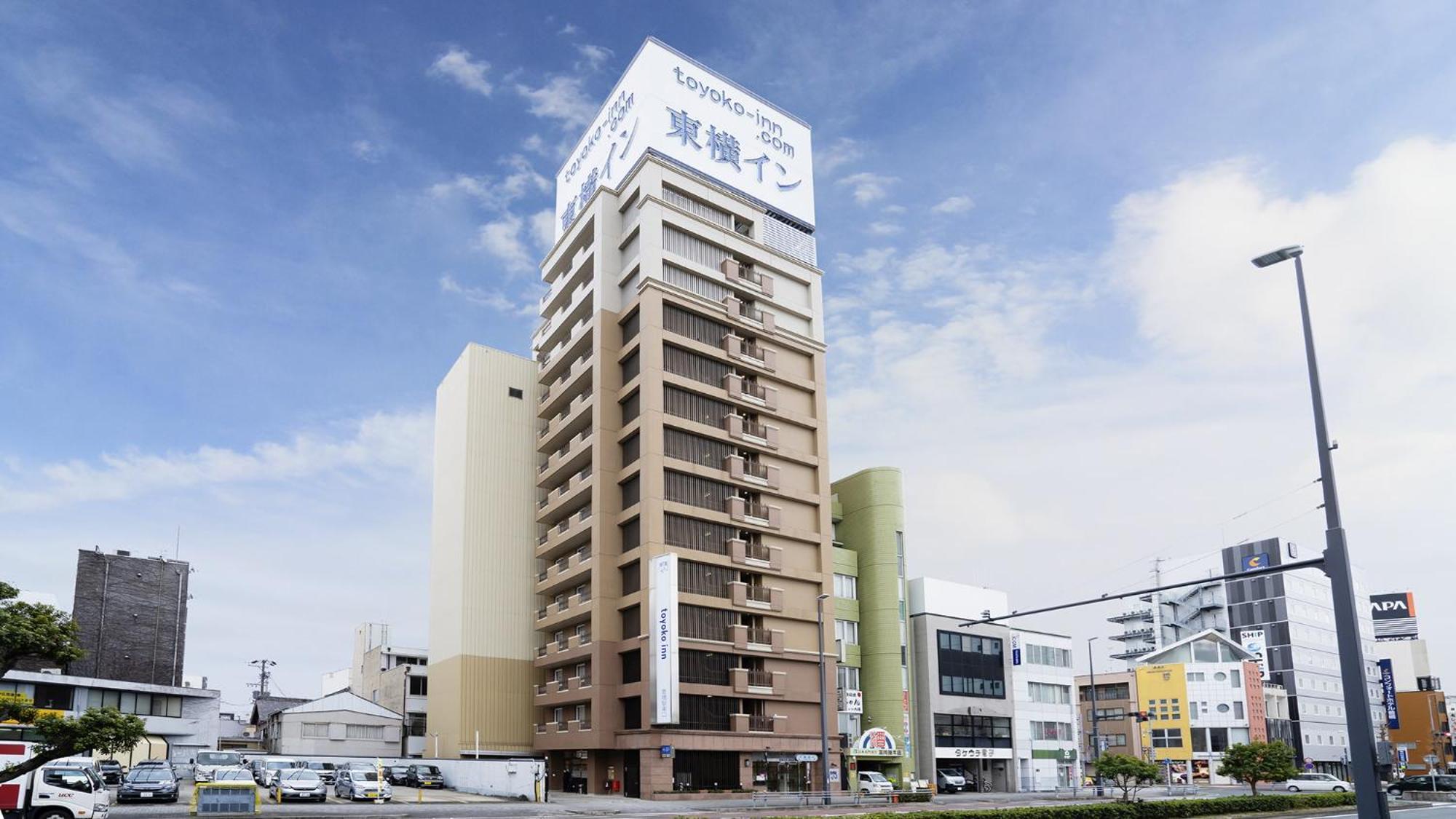 Toyoko Inn Toyohashi Eki Higashi Guchi Esterno foto
